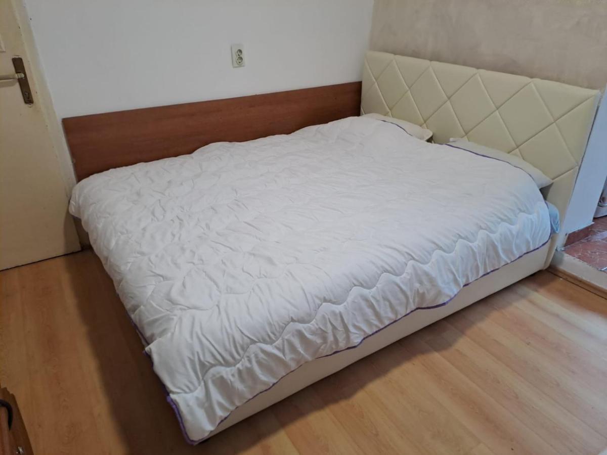 Apartmani Gordana Бар Экстерьер фото