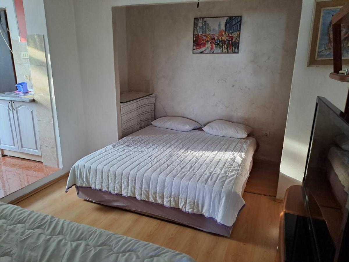 Apartmani Gordana Бар Экстерьер фото