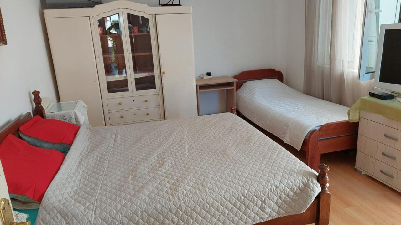 Apartmani Gordana Бар Экстерьер фото